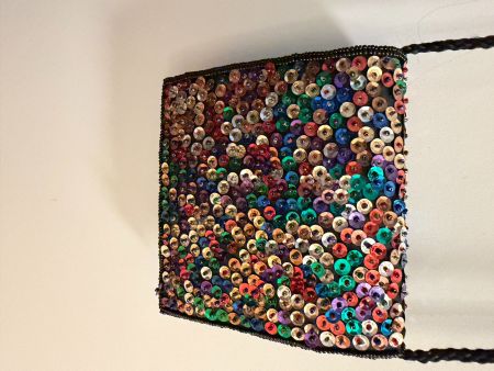 Pochette mit Pailletten farbig mit Kordel guter Zustand