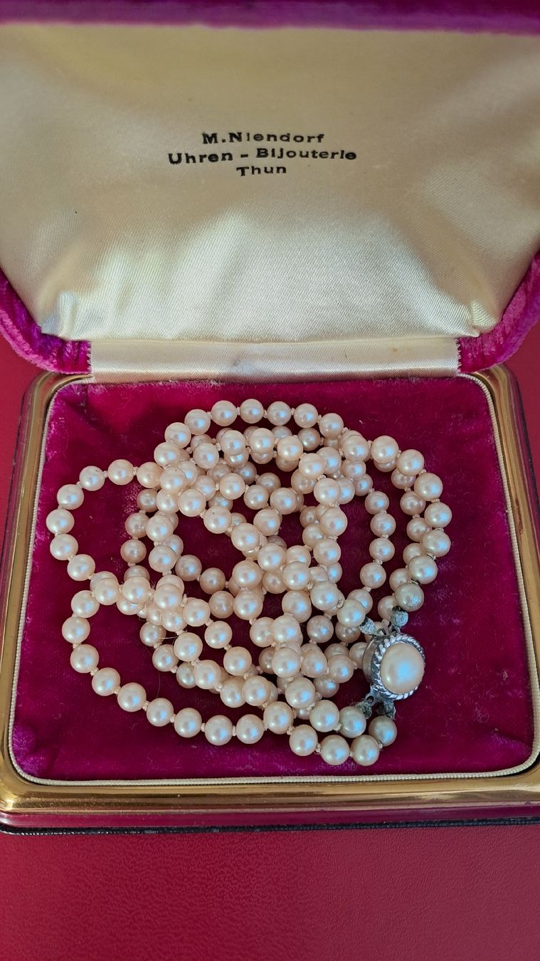 Catenine: Perlenkette doppelreihig defekter Verschluss – Difettoso da Deitingen venduto da Soya1 2