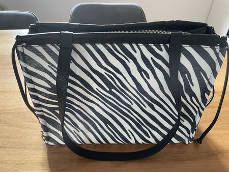 Handtasche