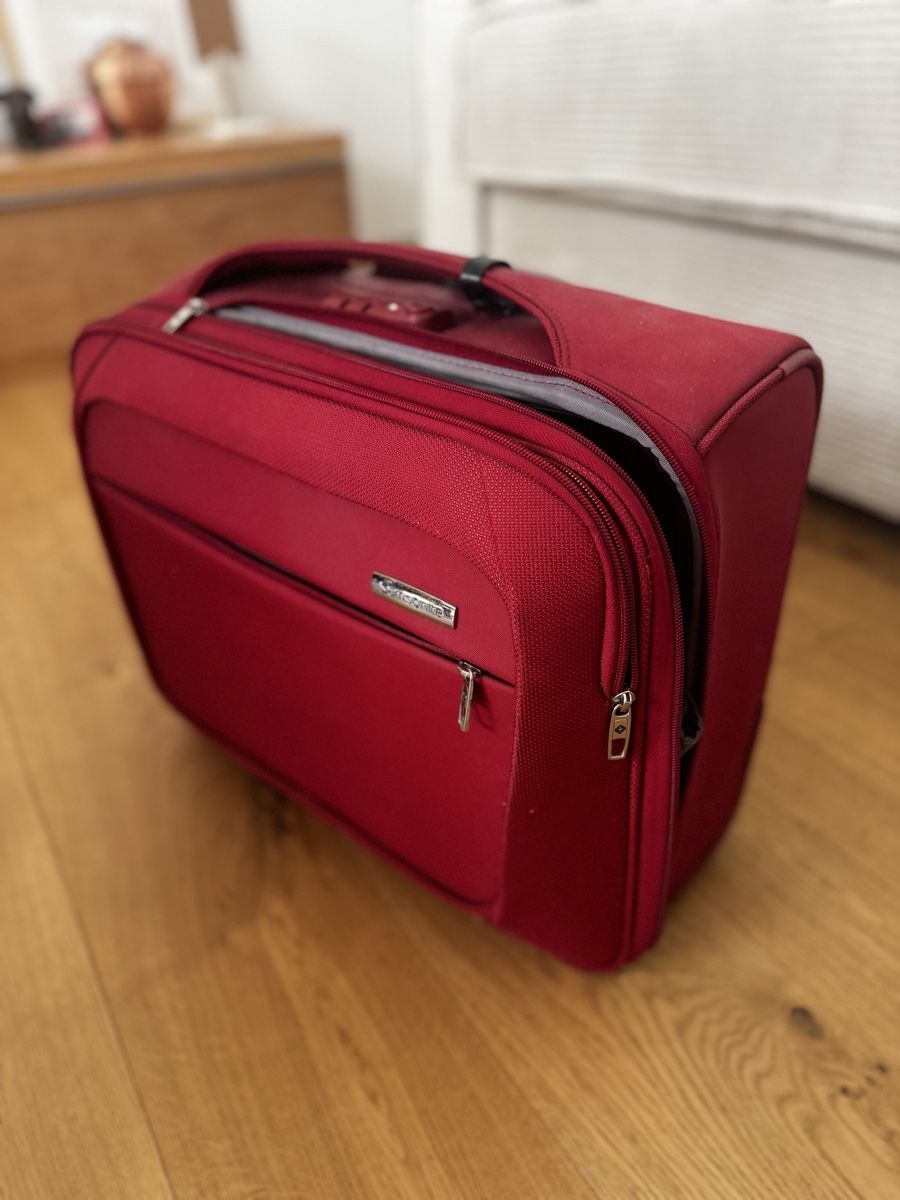 Samsonite Valises de voyage: Reisetasche Samsonite Handgepäck Businesscase – D'occasion à Horgen par swiss.superdeal 2