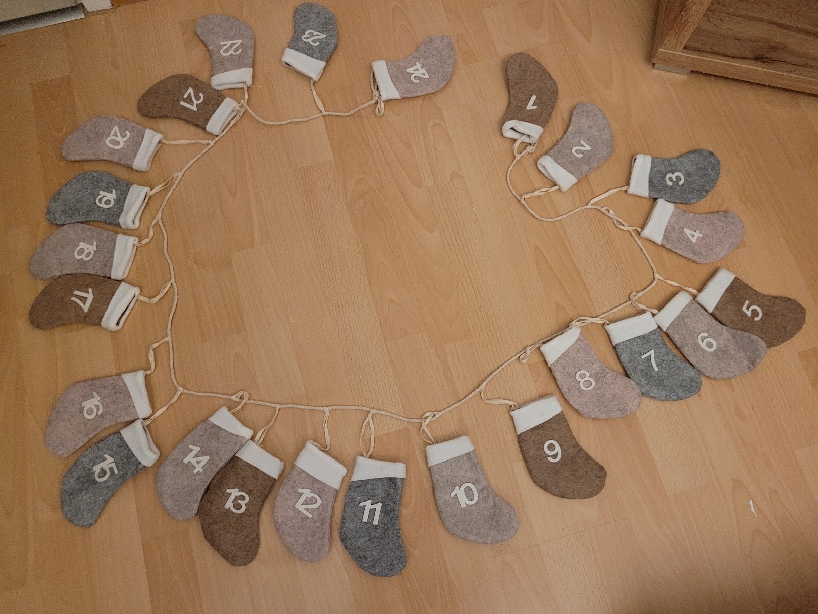 Kalender: Adventskalender – Gebraucht aus Inwil von Flower2325