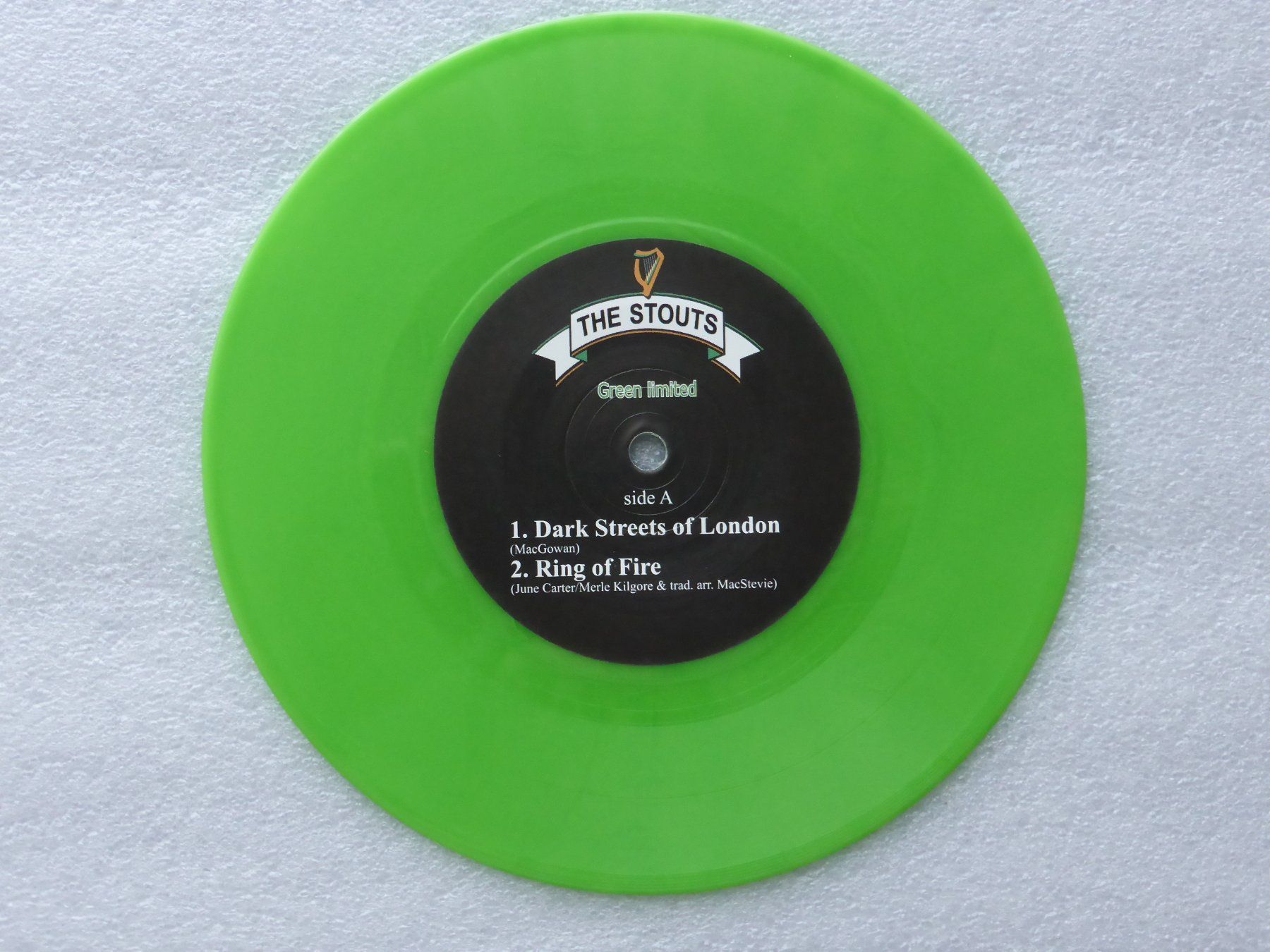 Dischi in vinile: Vinyl Single   THE STOUTS – Usato da Küssnacht am Rigi venduto da Mondkinder 1