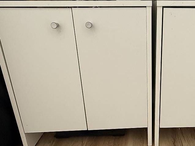Installations & Meubles: Lavabo Unterschrank – D'occasion à Wil SG par unikat