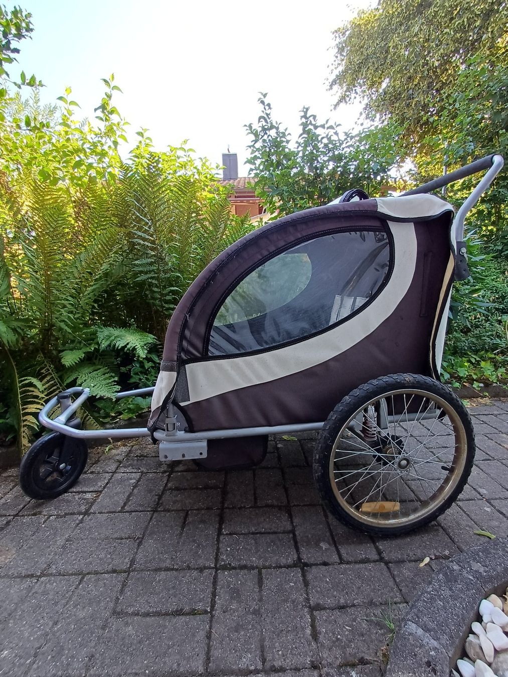 Anhänger: Kinder-Veloanhänger – Gebraucht aus Roggliswil von sas_b8c8