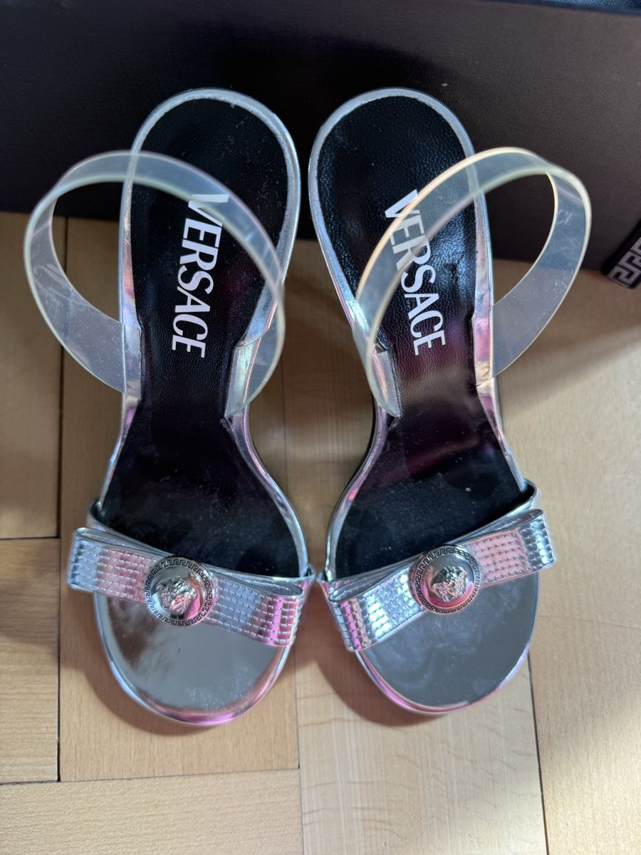 Versace Scarpe da donna: LUXURY DESIGNER VERSACE MULES WITH ORIGINAL BOX 37 – Nuovo (secondo la descrizione) da Baden venduto da agora_newgeneration 7