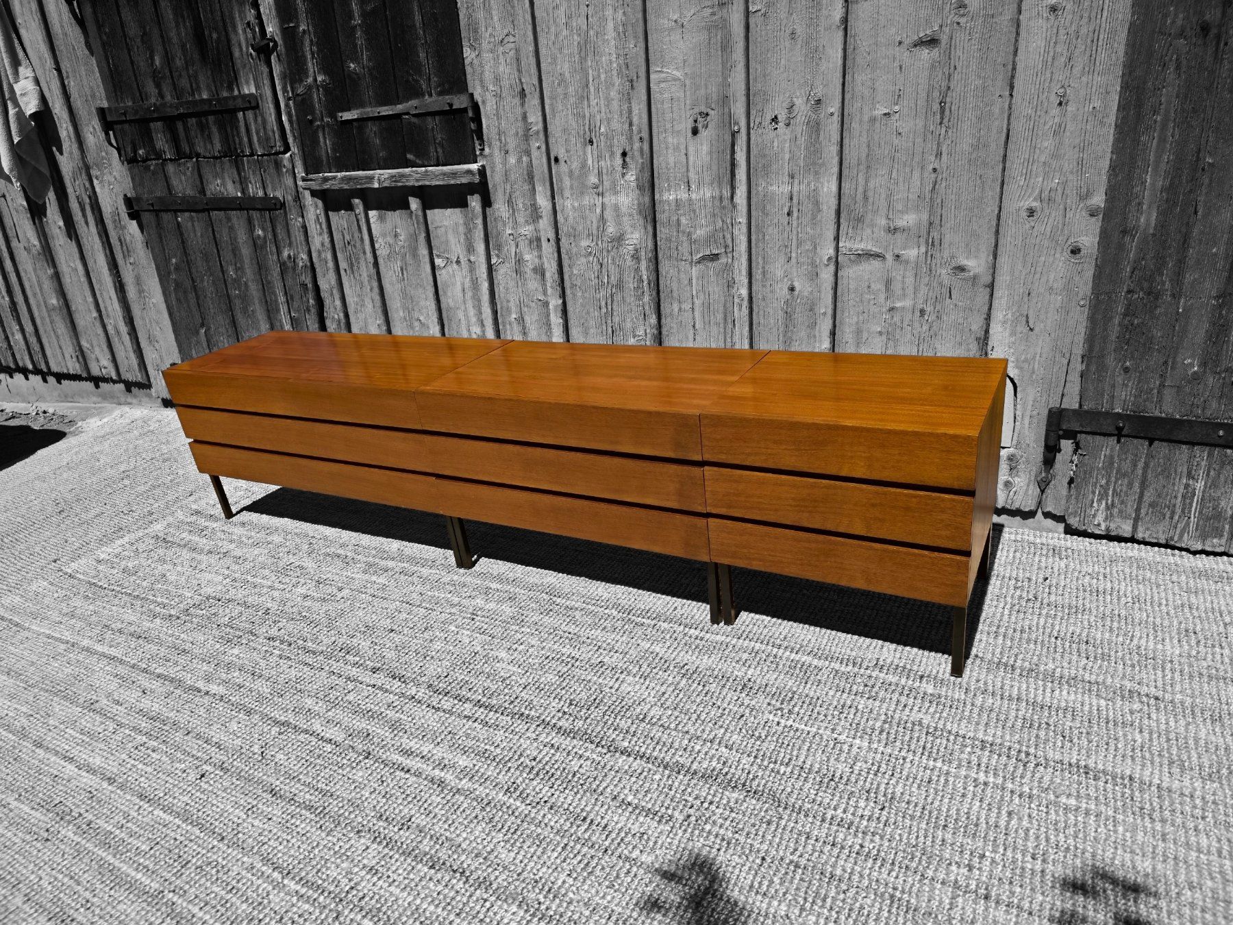 Cassettiere: Mid Century  Minimalist Sideboard Modular – Usato da Haslen AI venduto da Vintagelix 1