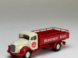 GB- Brekina Mercedes 3500 Henninger Bier