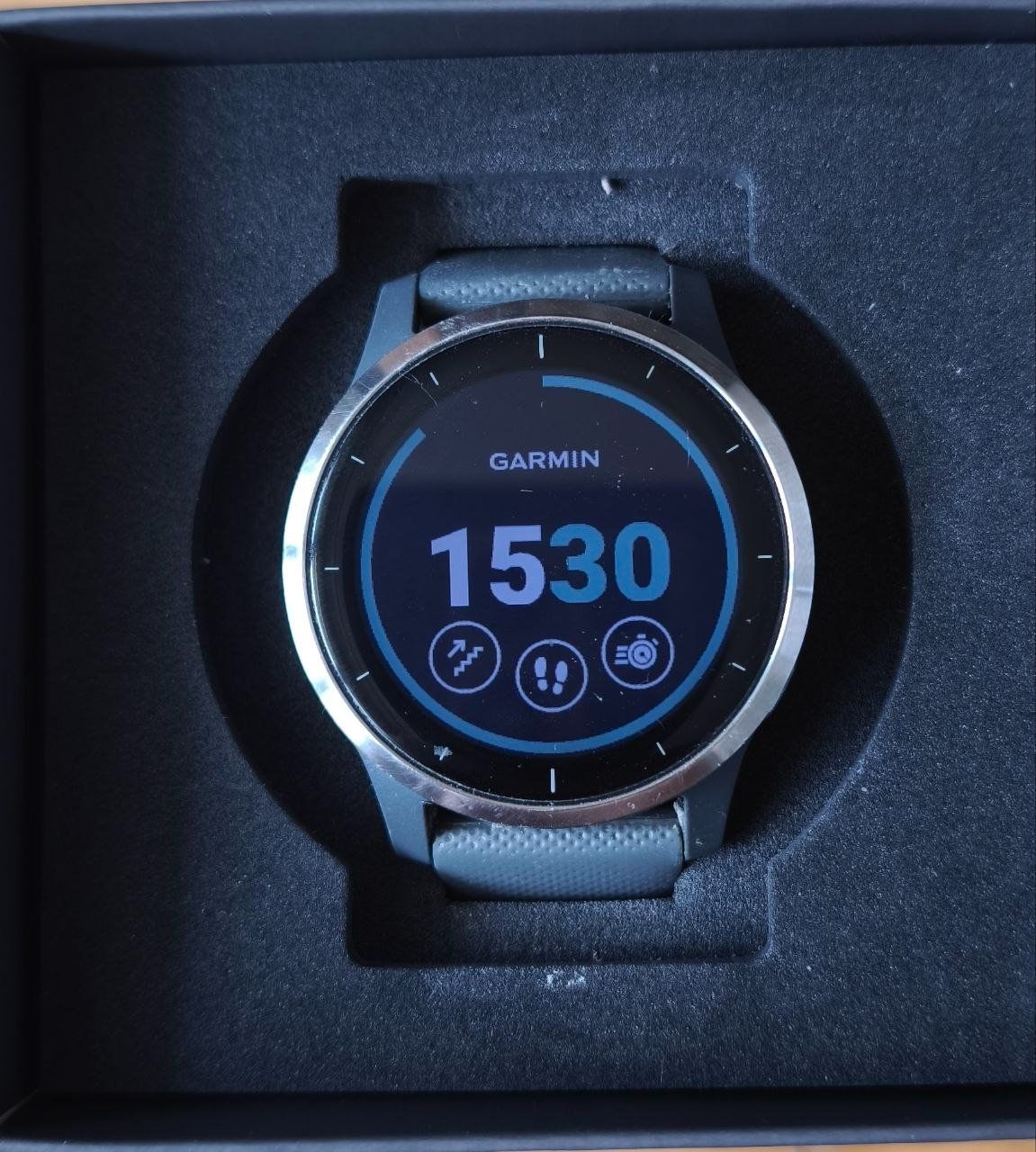 Garmin Smartwatch: Garmin Vivoactive 4s – Startpreis 1 CHF – Usato da Zürich venduto da Raz88 2