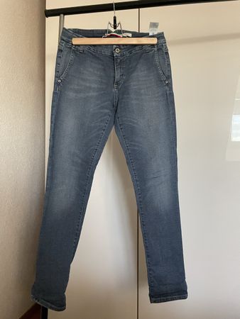 Please Jeans