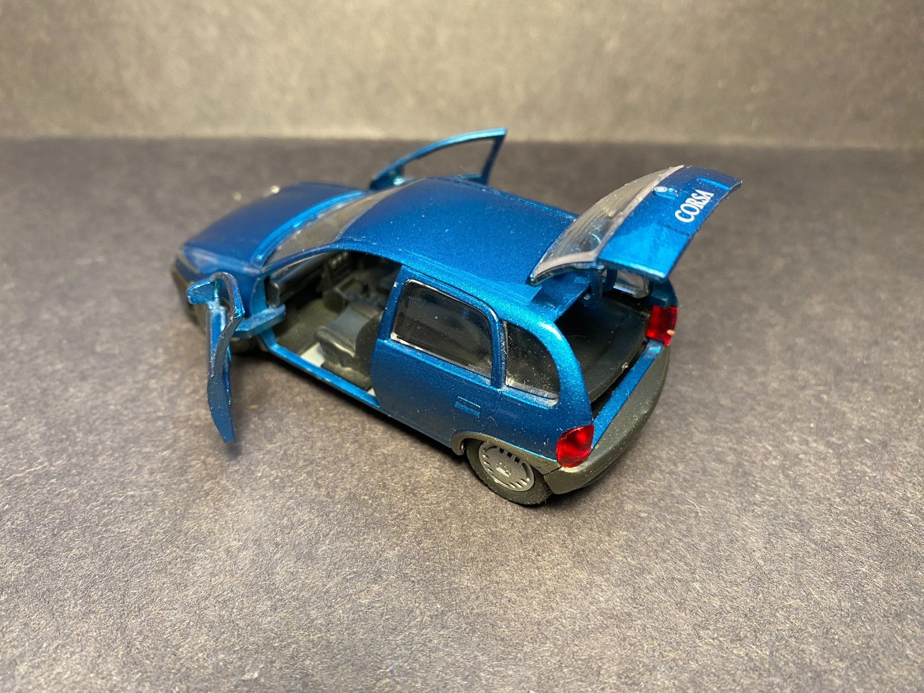 Gama Modellautos: Opel Corsa B - GAMA 1:43 – Gebraucht aus Spiez von Mlandcruiser 8