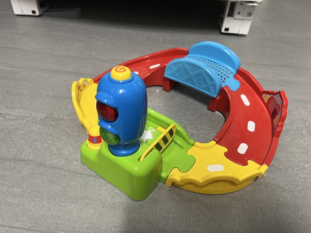 Vtech Giocattoli: vTech Tut Tut Flitzer Strassen-Set – Usato da Rümlang venduto da nat_6l8y 1