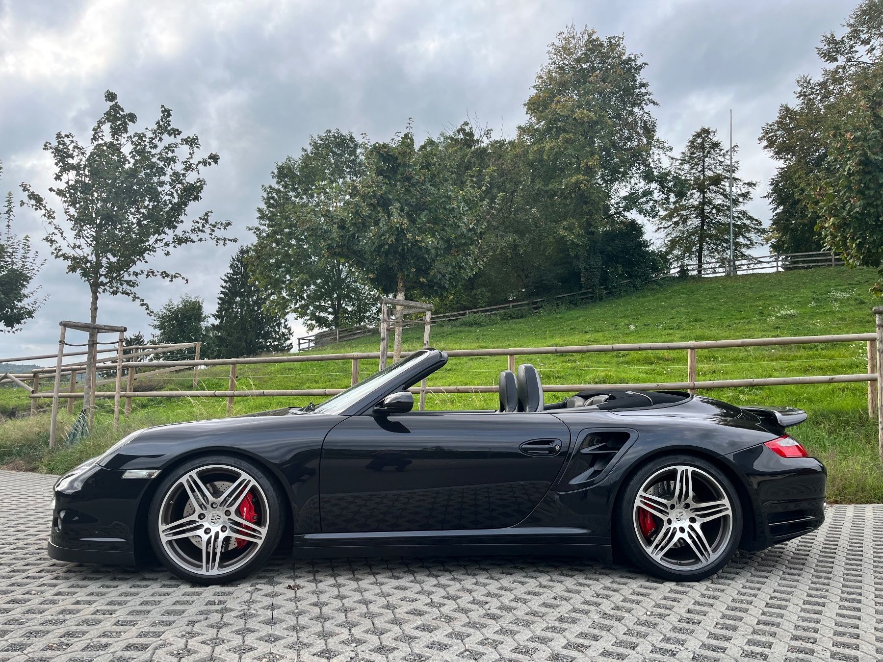 Porsche Automobili: Porsche 911 / 997 Turbo Cabriolet – Usato da Unterlunkhofen venduto da Fabio250 1