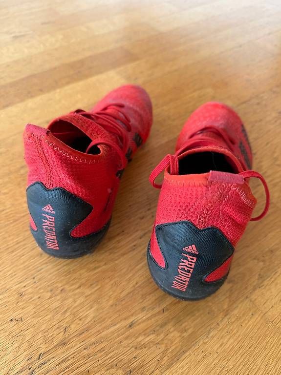 Scarpe da uomo: Kickschuhe Adidas Predator Grösse 41 1/8 – Usato da Aesch BL venduto da Baschqua 2