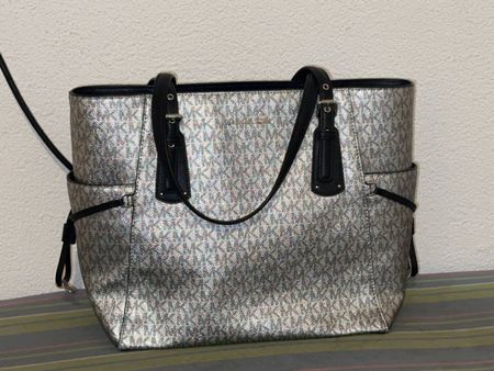 Michael Kors Tasche silver