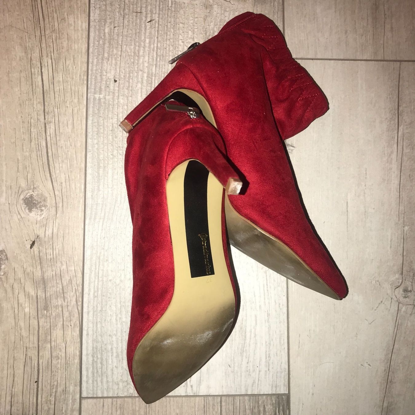 Stradivarius Chaussures femmes: STRADIVARIUS ❤️ bottines Low boots rouges ❤️ 37 – Neuf (Voir description) à Muraz (Collombey) par iLoveNYC 1