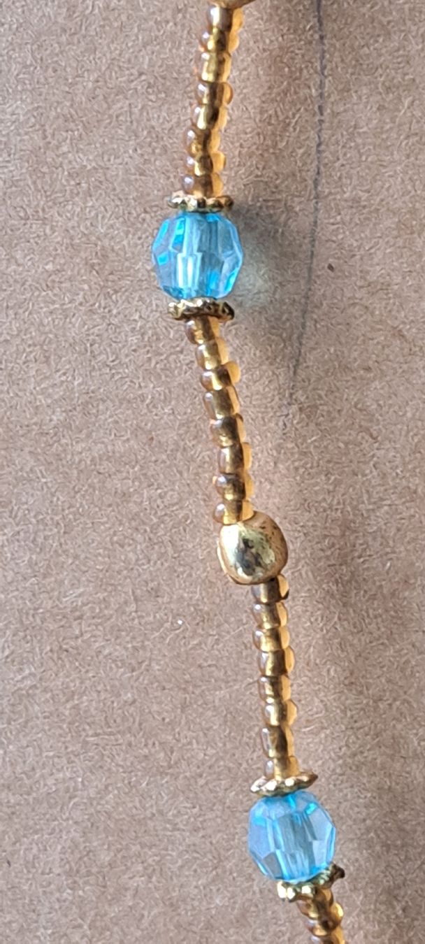 Catenine: Chic Beaded Necklace - Gold & Sky Blue - Spring Style Access – Nuovo (secondo la descrizione) da Bern venduto da mahilini 1