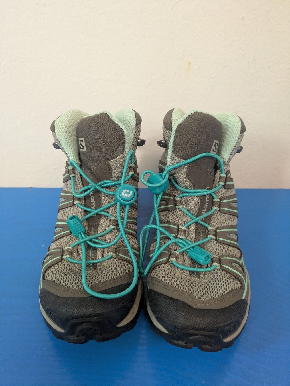 Salomon Chaussures hommes: Salomon Wanderschuhe Gr.36 – D'occasion à Basel par Flu_mgg5 1