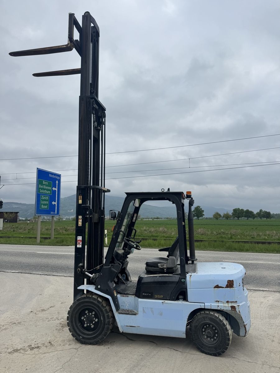 Chargeur de ferme: Sapler Utilev UT 35 P – D'occasion à Niederbipp par baggerch 5