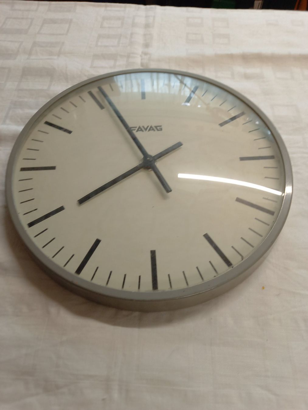 Orologi: Bahnhofs-Uhr mit Funk - Empfang – Usato da Buochs venduto da Bronsen46 4