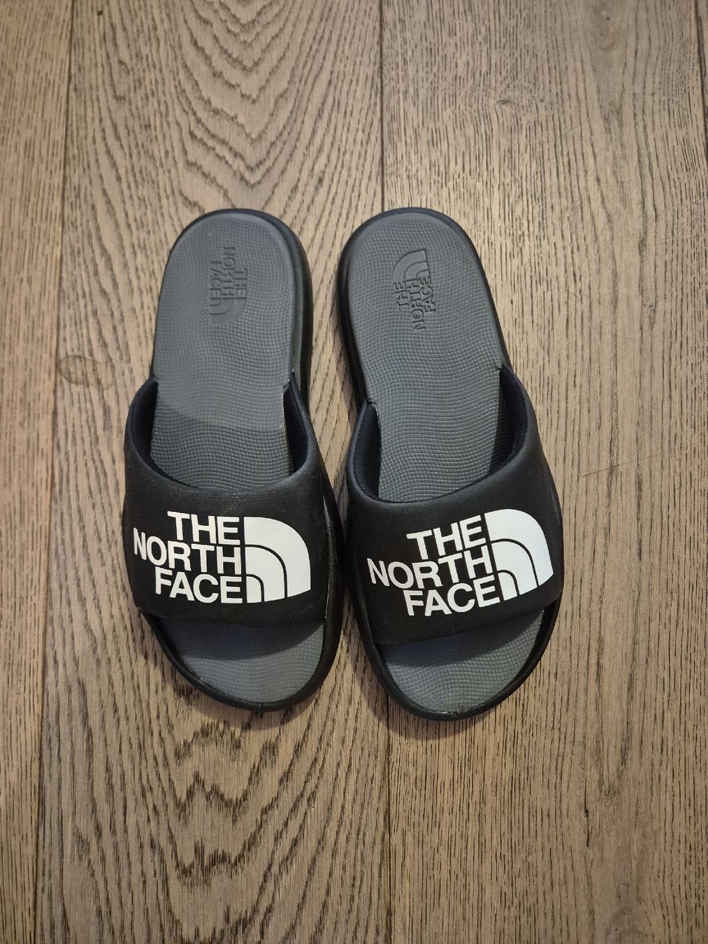 North Face Herrenschuhe: the north face sandalen Gr.37 – Gebraucht aus Ostermundigen von Louhdezd