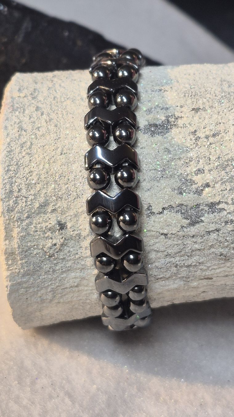 Bracciali & Braccialetti: Bracciale elastico in ematite nero design a zigzag – Nuovo (secondo la descrizione) da Giubiasco venduto da Stefaniav 4