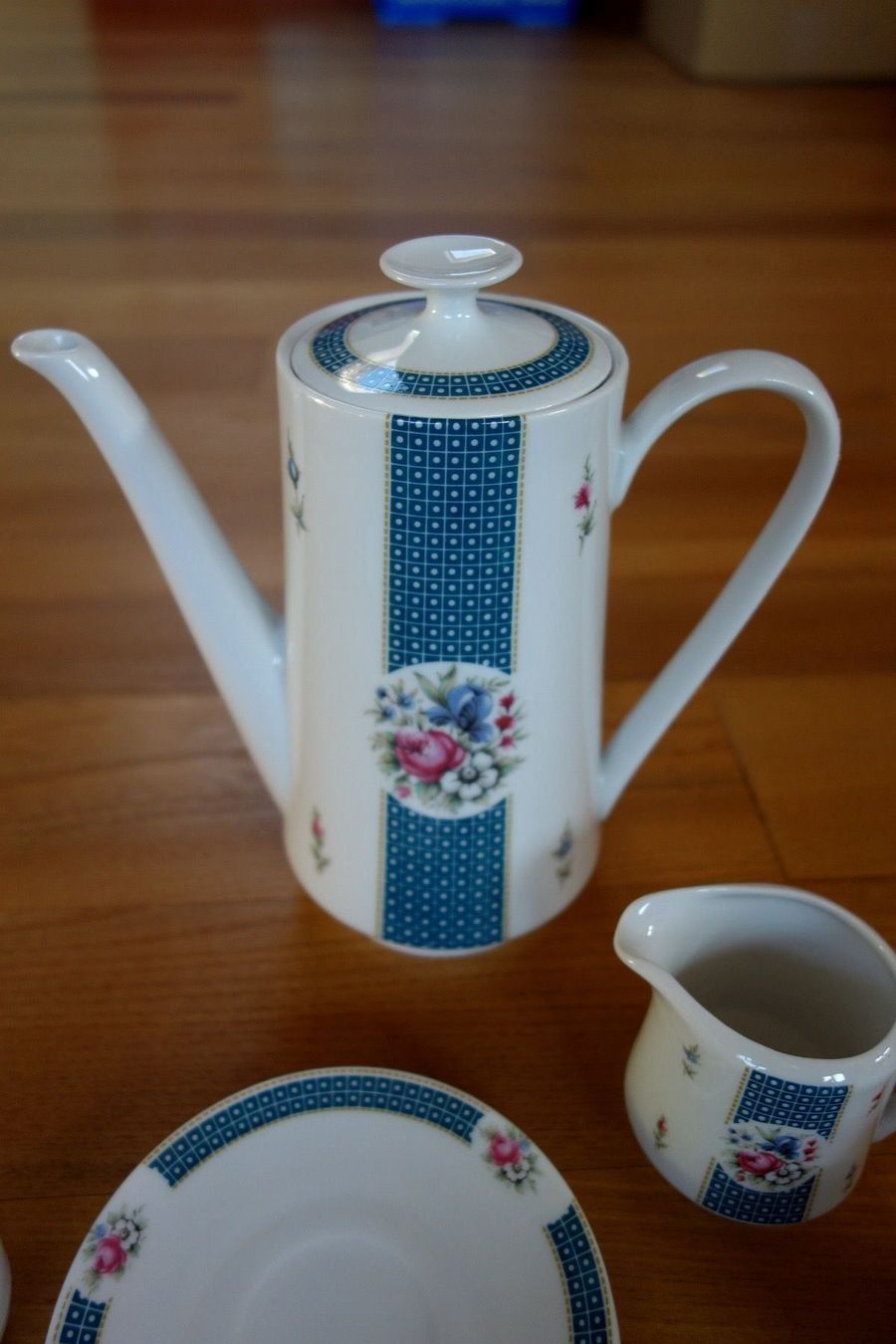 Set di piatti: Service 60/70ger Deko vintage Kaffee – Usato da Wittwil venduto da Schnaeppli64 4