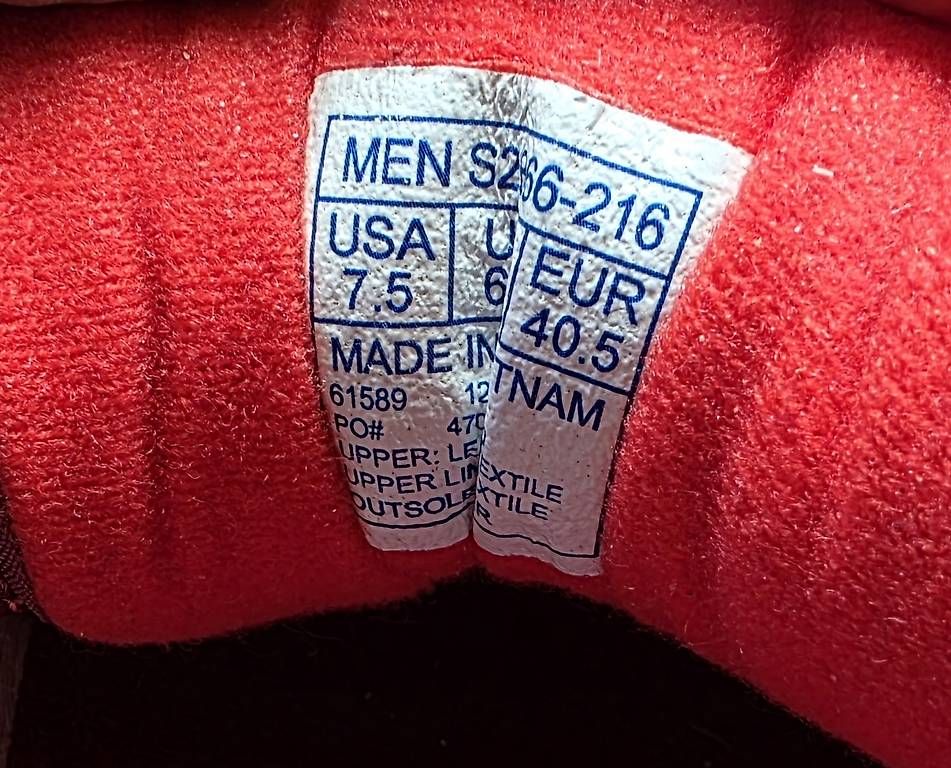 Damenschuhe: Sneakers Saucony Gr. 40,5 – Gebraucht aus Wettingen von VO40 2