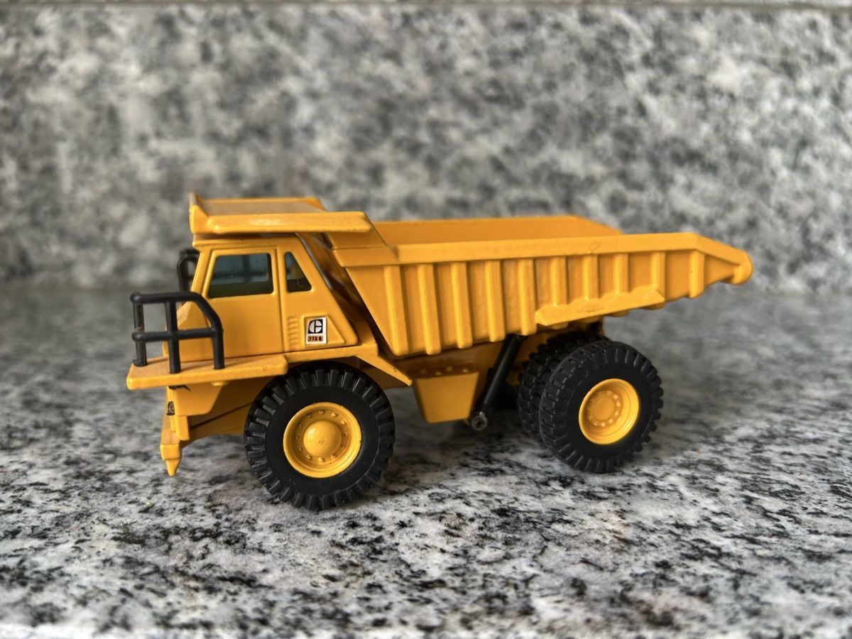 Caterpillar Modellbausätze & Standmodelle: Caterpillar 773  – Gebraucht aus Horw von Tigercat635