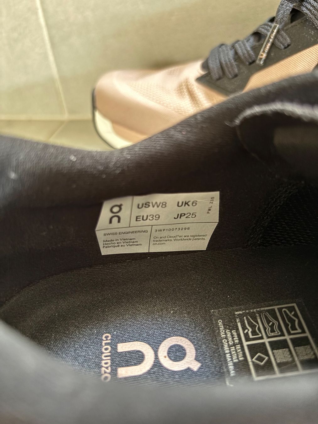 On Chaussures femmes: On Cloudzone – Neuf (Voir description) à Büsserach par vimeco.43 4