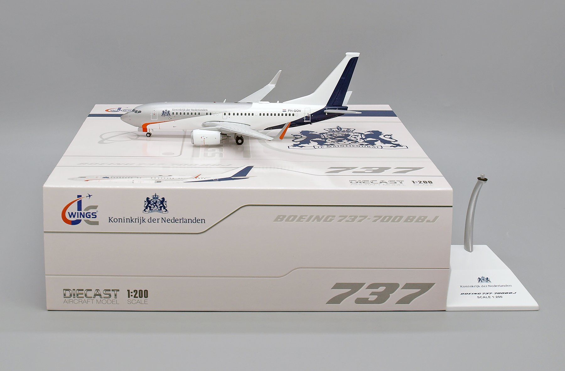 Boeing Kit di modellismo & Modellini statici: B737-700 NETHERLANDS GOVERNMENT – Nuovo e nell'imballaggio originale da Morges venduto da iljamuromez 5