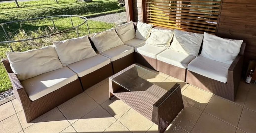 Divani: Salon de jardin – Usato da Bouloz venduto da jackdavetpiller79 2