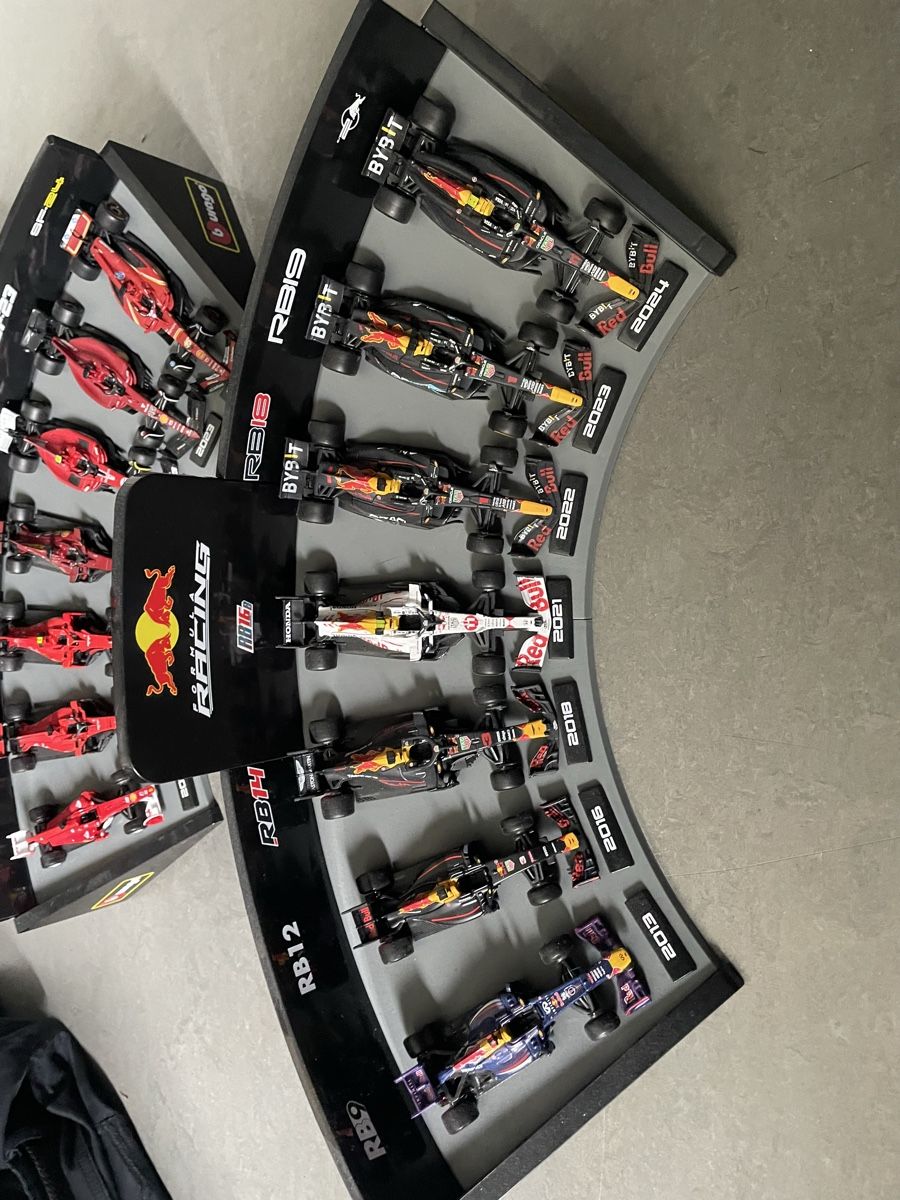 Bburago Modellini d'auto: Formel 1 BBurago Sammlung – Nuovo (secondo la descrizione) da Kerns venduto da jol_h6f8 5