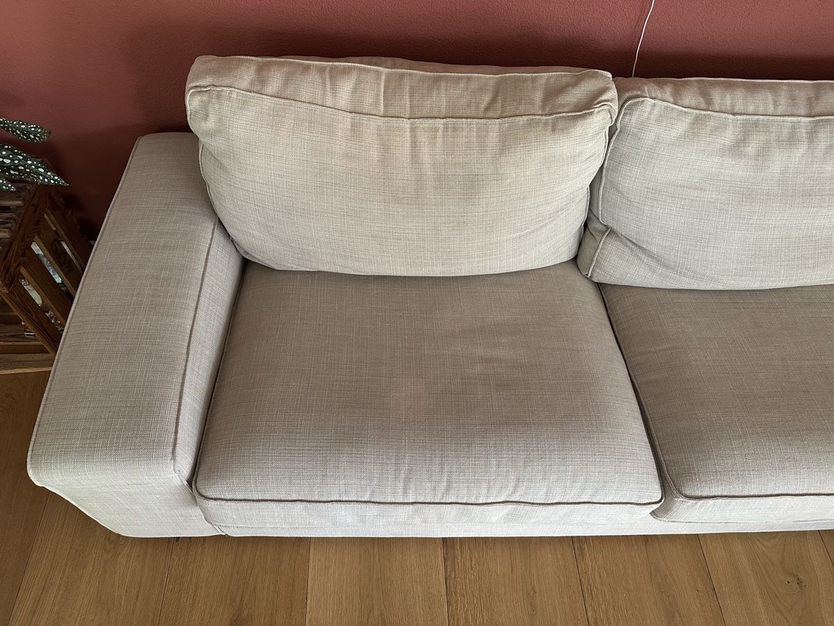 Divani: IKEA KIVIK 4er-Sofa mit Récamiere – Beige – Difettoso da Ruswil venduto da GARAN 4