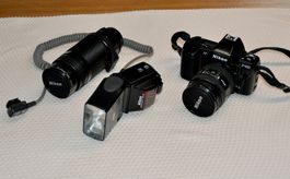 Nikon Spiegelreflex Kamera F 801 Set mit Tele und Blitz