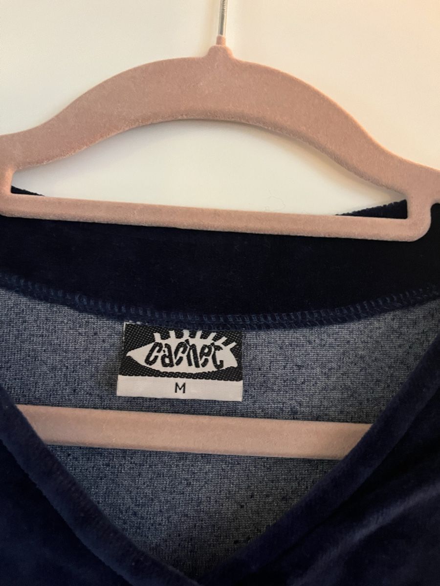 Jacken: Dunkelblaue Samtjacke Grösse M Cachnet – Gebraucht aus Zürich von Shopmystyle 1