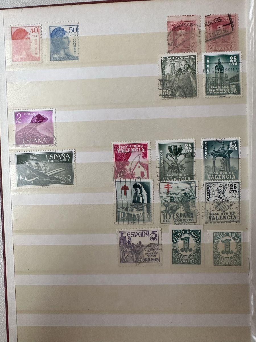 Tutti i francobolli: Spanien Sammlung im Album – Usato da Schmitten / FR venduto da Samsara169 1