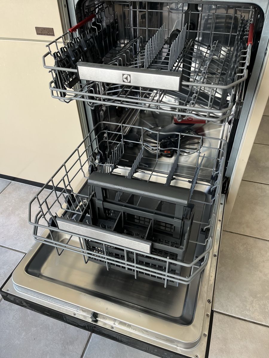 Electrolux Lavastoviglie: Electrolux GA55 LISW – Usato da winterthur venduto da Moonshine5 3