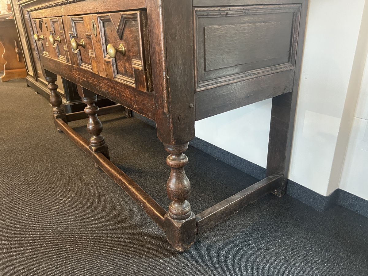 Cassettiere: Englisches Sideboard 18.Jhd – Usato da Gossau SG venduto da Keller-Antiques 5