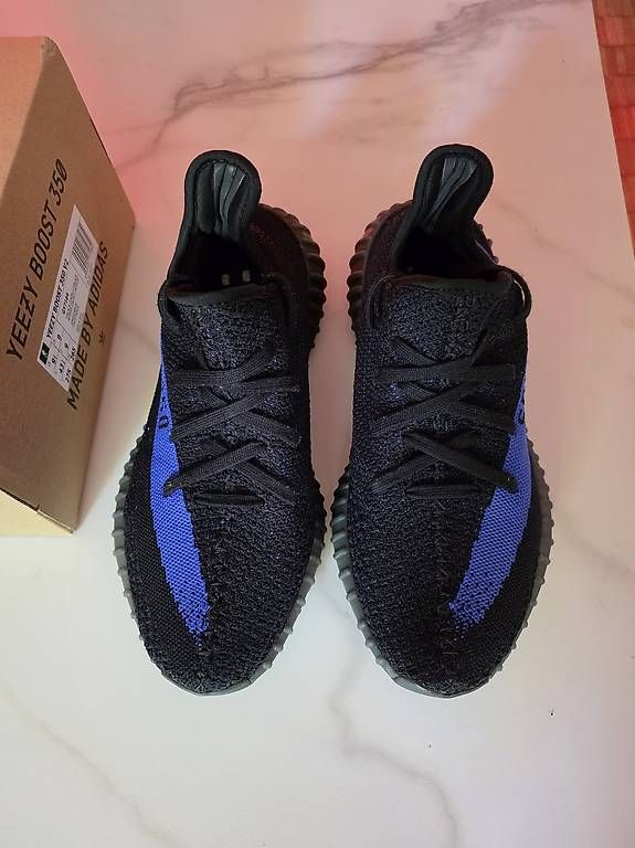 Adidas Herrenschuhe: Yeezy Boost 350 V2 – Gebraucht aus Buchs SG von Macor88 1