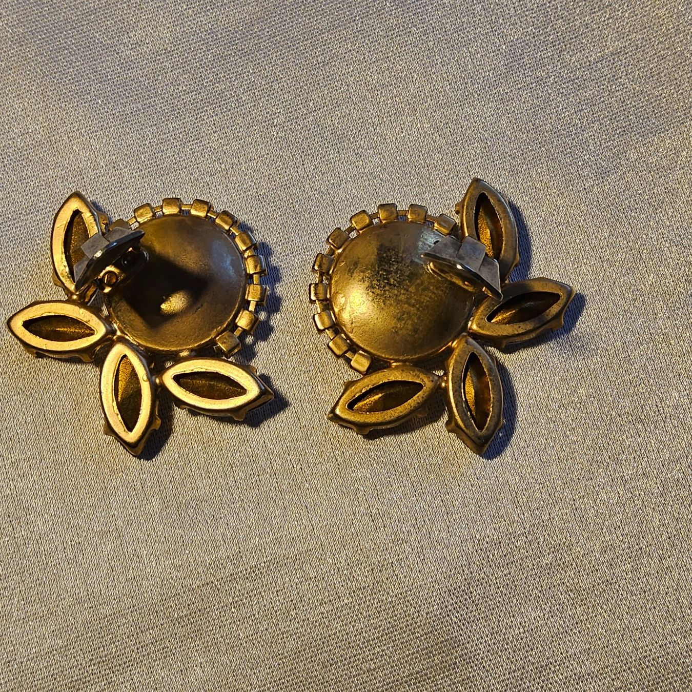 Ohrringe & -stecker: Vintage Top Strass Ohrclips ca 1940-50 – Gebraucht aus Zürich von helsan 3