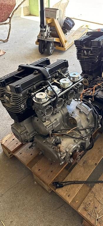 Moteurs: Yamaha XJ750 Seca Motor – D'occasion à Zell LU par .VR46. 1