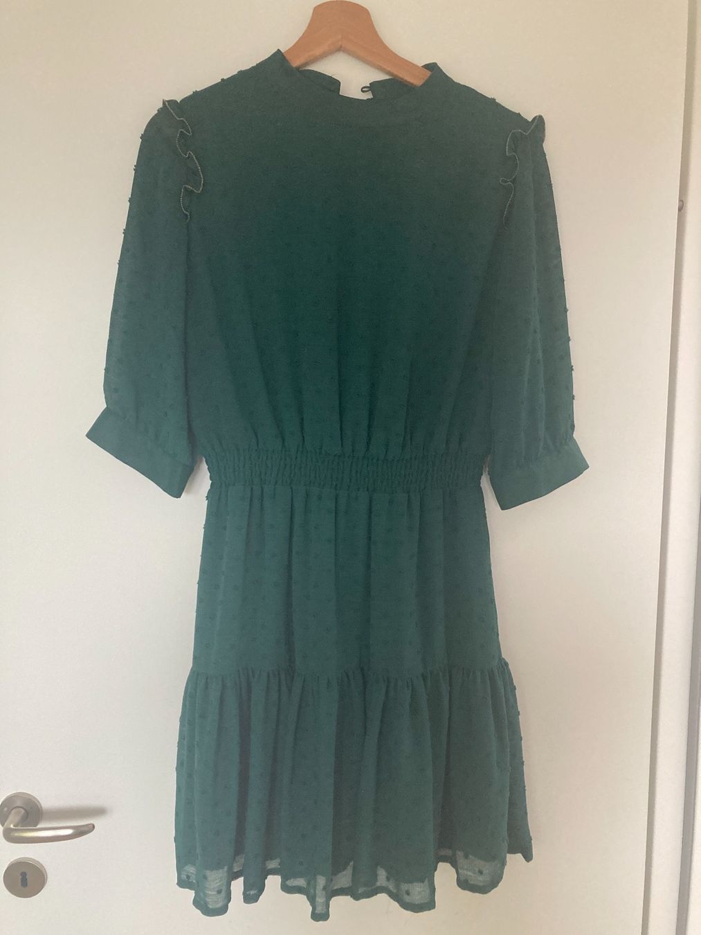 Kleider: Nice Casual Dress size M – Gebraucht aus Fällanden von mar_v6pd