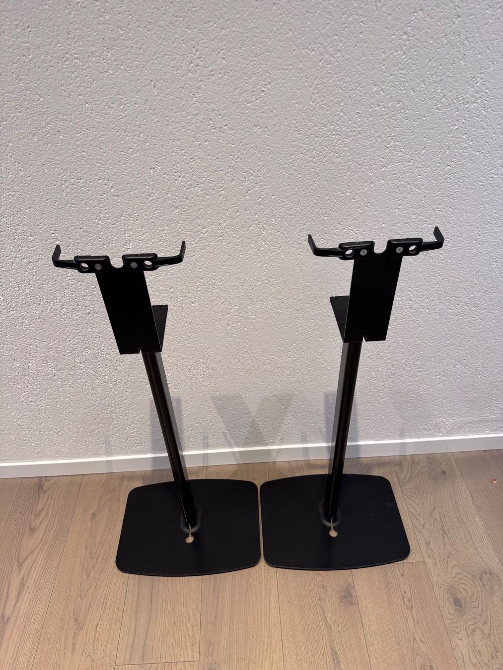 Supporti a parete: 2x Flexson Lautsprecherständer- Vertical Sonos 5 - Five – Usato da Kriens venduto da saintstone 1