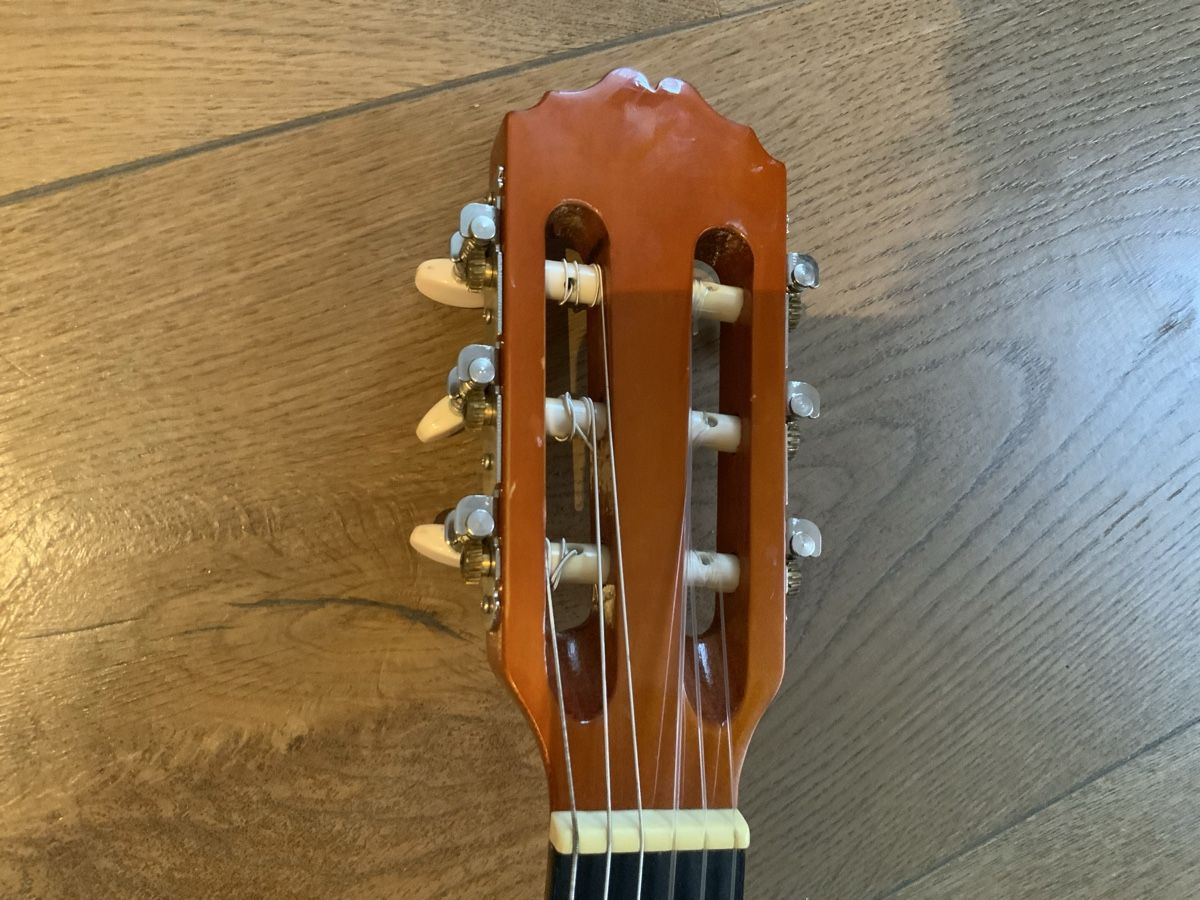 Strumenti musicali: Kindergitarre1/2 – Usato da Luterbach venduto da Fratz08 2