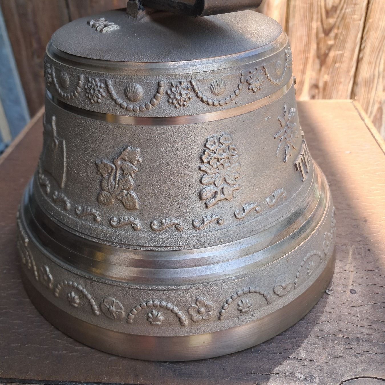Campanacci mucche: NEUWERTIGE BERGER GLOCKE ab 2Fr  – Usato da Murten venduto da SHETHOF 2