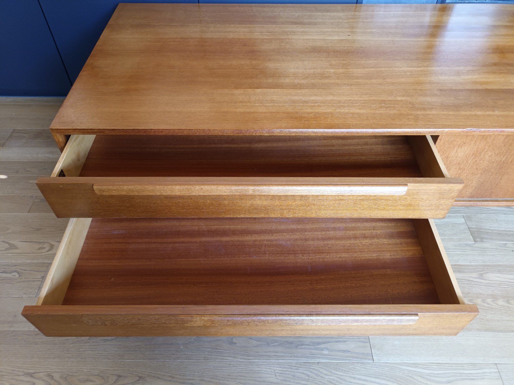 Cassettiere: Midcentury Lowboard / Sideboard Teak – Usato da Wikon venduto da Freu 3