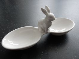 Hase Kaninchen zauberhafte Keramik Schale Apéroschale NEU