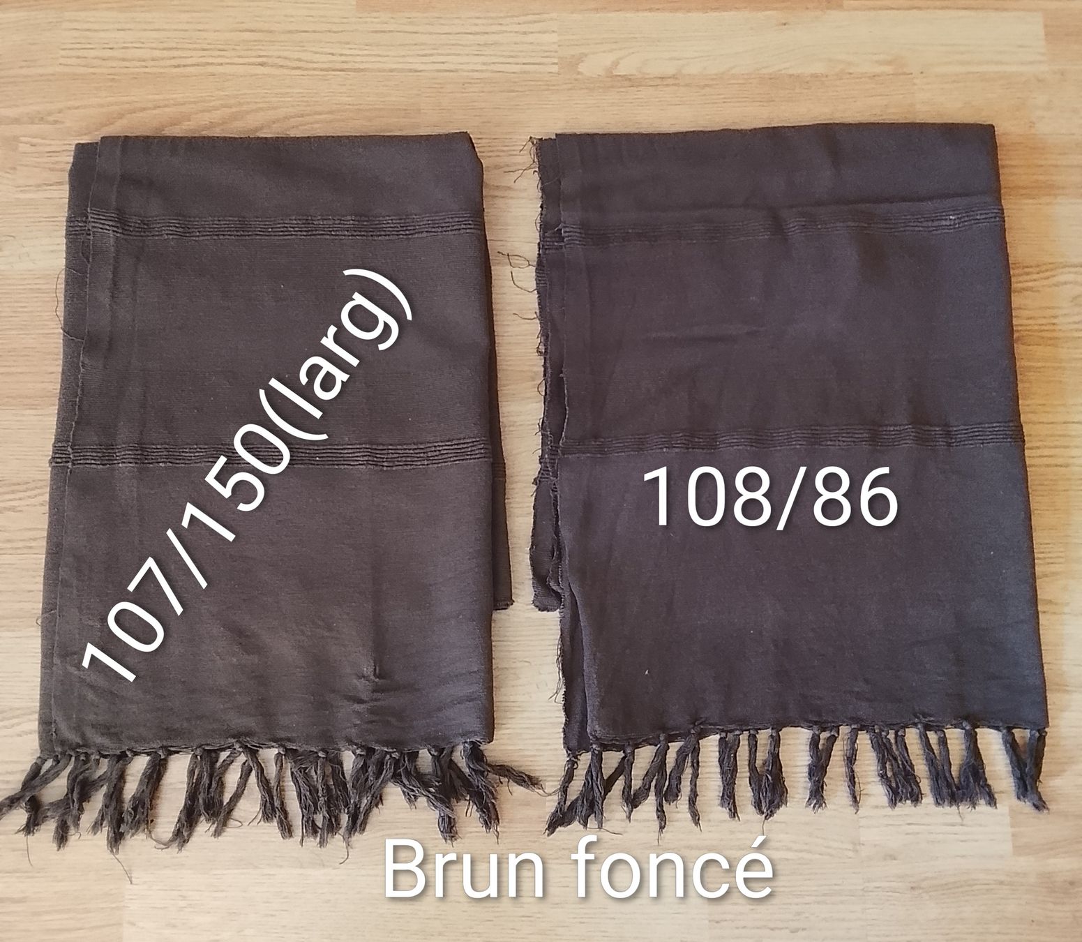 Tessuti: Pans de tissu brun – Usato da Couvet venduto da fat_kyl7