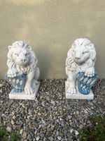 Gartenfiguren Löwen mit Wappen, 47 cm hoch, Top Zustand!