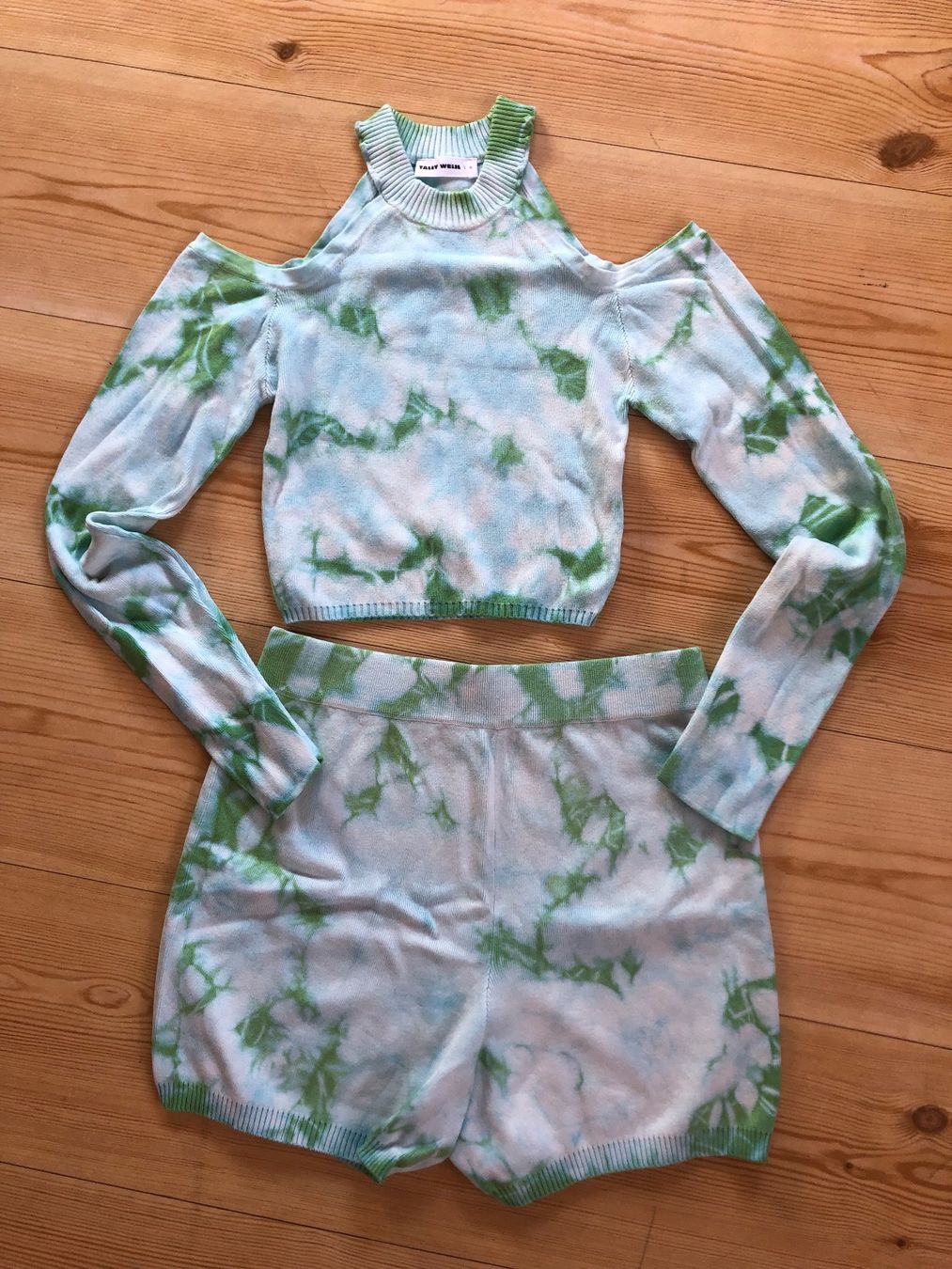 Lotti di vestiti: Ensemble d’été – Usato da Bulle venduto da sop_ct6x 1